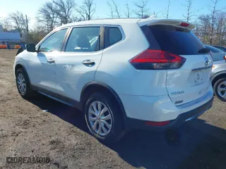 2017 Nissan Rogue SV with VIN 5N1AT2MV6HC784722, listed as a IAAI auction lot 41823697 with 87,169 mi miles. Bid and sale history available at carsss.com. Image 3.