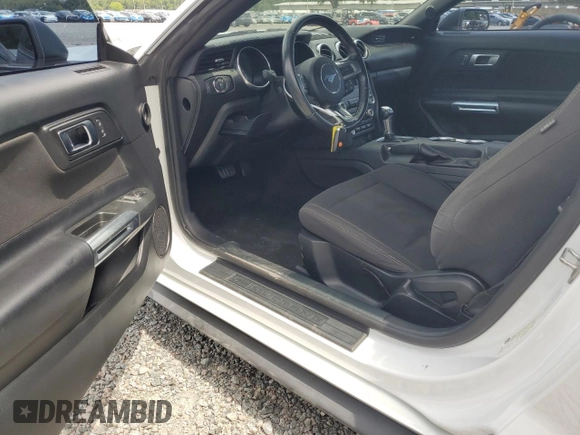 2020 Ford Mustang EcoBoost z VIN 1FA6P8TH7L5175025, wystawiony jako Copart lot #65548905 z przebiegiem 89 894 mil mil oraz Czysty tytuł • Clean title. Historia ofert i sprzedaży dostępna na DreamBid. Obrazek 8.