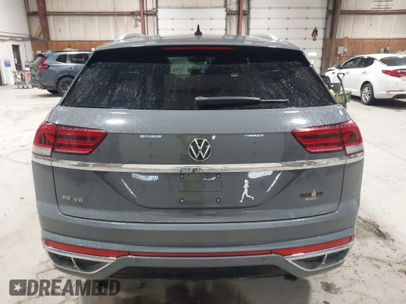 2021 Volkswagen Atlas SE with VIN 1V2PE2CA4MC237027, listed as a IAAI auction lot 41715979 with 38,306 mi miles and . Bid and sale history available at DreamBid. Image 17.