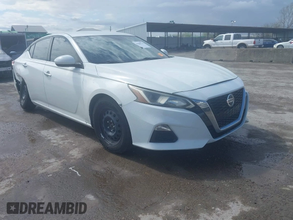 2020 Nissan Altima 2.5 S with VIN 1N4BL4BV7LC198827, listed as a IAAI auction lot 41906724 with 136,162 mi miles. Bid and sale history available at carsss.com. Image 1.