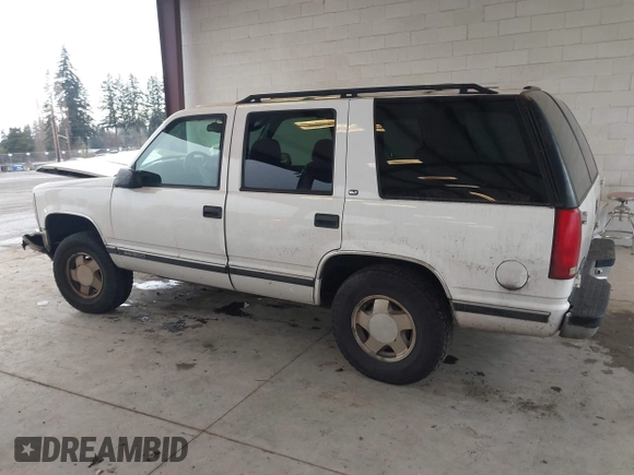 1998 GMC Yukon with VIN 1GKEK13R7WJ700881, listed as a IAAI auction lot 41507538 with 188,396 mi miles. Bid and sale history available at carsss.com. Image 14.