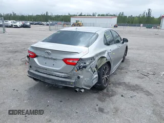 2019 Toyota Camry LE z VIN 4T1B11HK9KU708465, wystawiony jako IAAI lot #41921754 z przebiegiem 119 106 mil mil oraz . Historia ofert i sprzedaży dostępna na DreamBid. Obrazek 6.