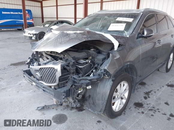 2018 Kia Sorento L with VIN 5XYPG4A37JG414012, listed as a IAAI auction lot 41486456 with 165,262 mi miles. Bid and sale history available at carsss.com. Image 17.