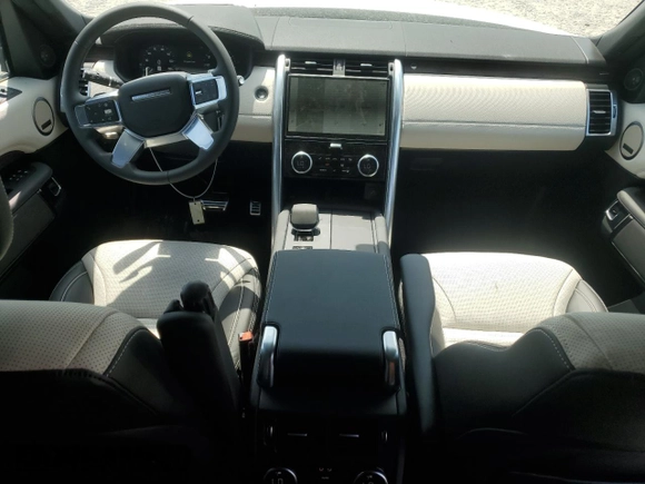 2024 Land Rover Discovery with VIN SALRL2EX9R2492442, listed as a Copart auction lot 66367054 with 2,104 mi miles and Salvage Title. Bid and sale history available at DreamBid. Image 8.