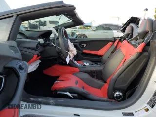2022 Lamborghini Huracan z VIN ZHWUT5ZF9NLA17926, wystawiony jako Copart lot #83543394 z przebiegiem 5 830 mil mil oraz Szkoda całkowita • Salvage title. Historia ofert i sprzedaży dostępna na DreamBid. Obrazek 7.