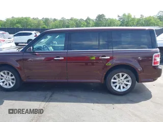 2009 Ford Flex SEL with VIN 2FMEK62C99BA17882, listed as a IAAI auction lot 42072947 with 170,054 mi miles. Bid and sale history available at carsss.com. Image 14.