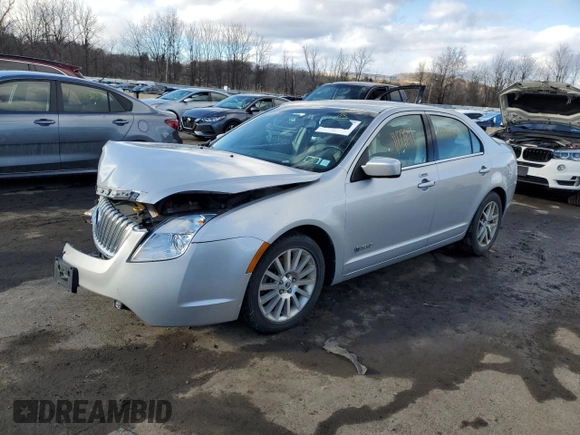 2010 Mercury Milan Hybrid with VIN 3MEDM0L38AR627427, listed as a Copart auction lot 43940895 with 46,161 mi miles and Salvage Title. Bid and sale history available at carsss.com. Image 1.