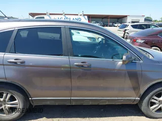 2011 Honda CR-V EX-L with VIN 5J6RE4H72BL100551, listed as a IAAI auction lot 41986197 with 210,917 mi miles. Bid and sale history available at carsss.com. Image 13.
