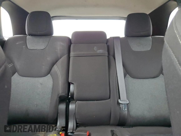 2014 Jeep Cherokee Latitude z VIN 1C4PJMCBXEW220587, wystawiony jako Copart lot #54733665 z przebiegiem 176 502 mil mil oraz Szkoda całkowita • Salvage title. Historia ofert i sprzedaży dostępna na DreamBid. Obrazek 10.