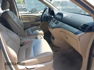 2005 Honda Odyssey EX-L with VIN 5FNRL38705B087733, listed as a IAAI auction lot 42165084 with 254,357 mi miles. Bid and sale history available at carsss.com. Image 5.