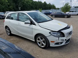 2013 Mercedes-Benz B 250 Sports Tourer with VIN WDDMH4EBXDJ144401, listed as a Copart auction lot 67289024 with 155,120 mi miles and Salvage Title. Bid and sale history available at DreamBid. Image 4.