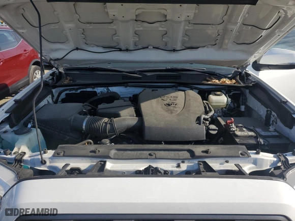 2020 Toyota Tacoma 4WD SR5 with VIN 3TMCZ5AN7LM339706, listed as a Copart auction lot 45035835 with 58,184 mi miles and Salvage Title. Bid and sale history available at carsss.com. Image 11.