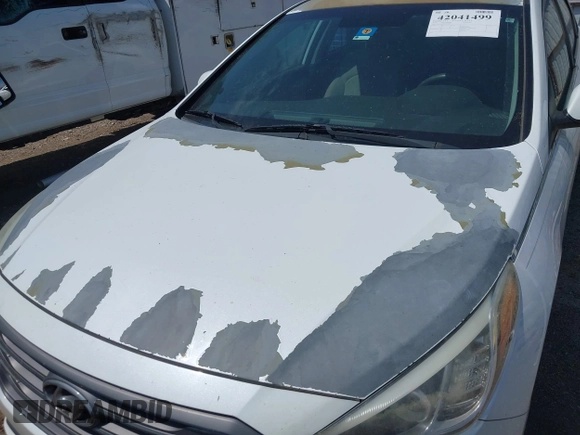 2015 Hyundai Sonata 2.4L Sport with VIN 5NPE34AF5FH094086, listed as a IAAI auction lot 42041499 with 228,527 mi miles. Bid and sale history available at carsss.com. Image 6.