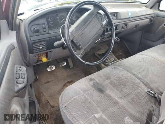 1996 Ford F-150 z VIN 1FTEF15N0TLA02185, wystawiony jako Copart lot #51459355 z przebiegiem 229 421 mil mil oraz Szkoda całkowita • Salvage title. Historia ofert i sprzedaży dostępna na DreamBid. Obrazek 8.