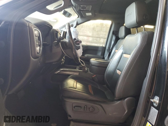 2020 GMC Sierra 2500HD AT4 z VIN 1GT49PEY7LF135671, wystawiony jako Copart lot #55740405 z przebiegiem 80 382 mil mil oraz Szkoda całkowita • Salvage title. Historia ofert i sprzedaży dostępna na DreamBid. Obrazek 7.