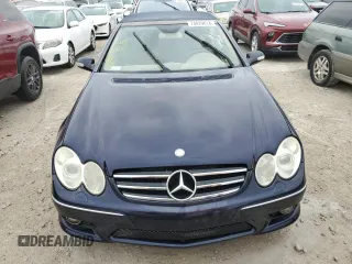 2008 Mercedes-Benz CLK-Class 5.5L with VIN WDBTK72F78T096381, listed as a Copart auction lot 74829614 with 0 mi miles and Non Repairable. Bid and sale history available at carsss.com. Image 5.
