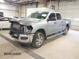 2022 Ram 2500 Big Horn with VIN 3C6UR5DL6NG404729, listed as a IAAI auction lot 41454034 with 44,212 mi miles. Bid and sale history available at carsss.com. Image 23.