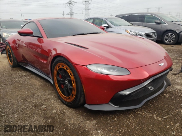 2020 Aston Martin Vantage z VIN SCFSMGAW8LGN03717, wystawiony jako Copart lot #69625684 z przebiegiem 26 594 mil mil oraz Szkoda całkowita • Salvage title. Historia ofert i sprzedaży dostępna na DreamBid. Obrazek 4.