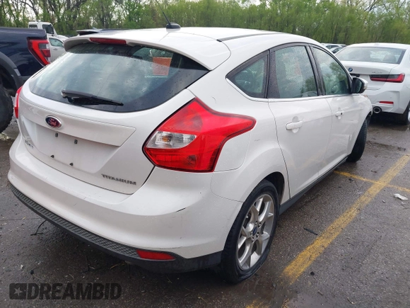 2012 Ford Focus Titanium with VIN 1FAHP3N29CL415935, listed as a IAAI auction lot 42004275 with 227,262 mi miles and . Bid and sale history available at carsss.com. Image 4.