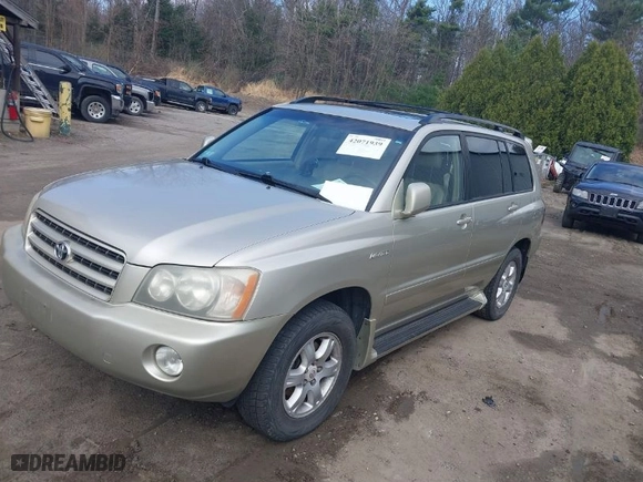 2002 Toyota Highlander with VIN JTEGF21A420069448, listed as a IAAI auction lot 42071939 with 153,152 mi miles. Bid and sale history available at carsss.com. Image 2.