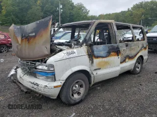 2001 Chevrolet Astro with VIN 1GNDM19W41B133828, listed as a Copart auction lot 71956404 with Not Provided miles and Salvage Title. Bid and sale history available at carsss.com. Image 1.