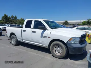 2014 Ram 1500 Express z VIN 1C6RR6FT9ES264869, wystawiony jako IAAI lot #42428840 z przebiegiem 142 246 mil mil oraz . Historia ofert i sprzedaży dostępna na DreamBid. Obrazek 1.