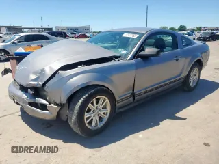 2007 Ford Mustang Deluxe z VIN 1ZVFT80N375232811, wystawiony jako Copart lot #57910365 z przebiegiem 162 721 mil mil oraz Szkoda całkowita • Salvage title. Historia ofert i sprzedaży dostępna na DreamBid. Obrazek 1.
