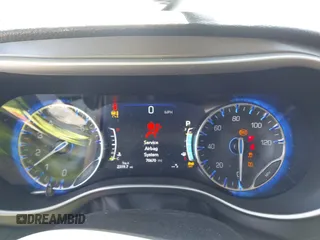 2023 Chrysler Pacifica Touring L с VIN 2C4RC1BG8PR613532, выставлен на аукционе IAAI как лот 41991493 с пробегом 70 670 миль миль и . История ставок и продаж доступна на DreamBid. Изображение 7.