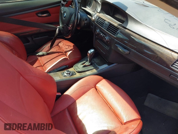 2011 BMW 3 Series 328i xDrive with VIN WBAKF5C5XBE586463, listed as a IAAI auction lot 42305431 with Not provided miles and . Bid and sale history available at DreamBid. Image 5.