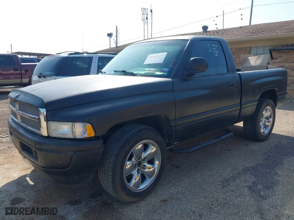 1994 Dodge Ram 1500 with VIN 1B7HC16YXRS704737, listed as a IAAI auction lot 41844467 with 207,610 mi miles. Bid and sale history available at carsss.com. Image 2.