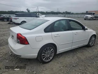 2009 Volvo S40 2.4L с VIN YV1MS390X92460116, выставлен на аукционе Copart как лот 59850675 с пробегом 207 717 миль миль и Списание • Salvage title. История ставок и продаж доступна на DreamBid. Изображение 3.