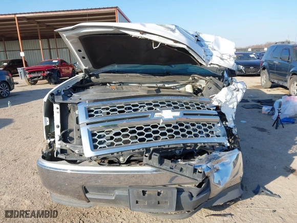 2014 Chevrolet Silverado 1500 LT with VIN 1GCRCREC2EZ278679, listed as a IAAI auction lot 41237424 with 146,932 mi miles. Bid and sale history available at carsss.com. Image 13.