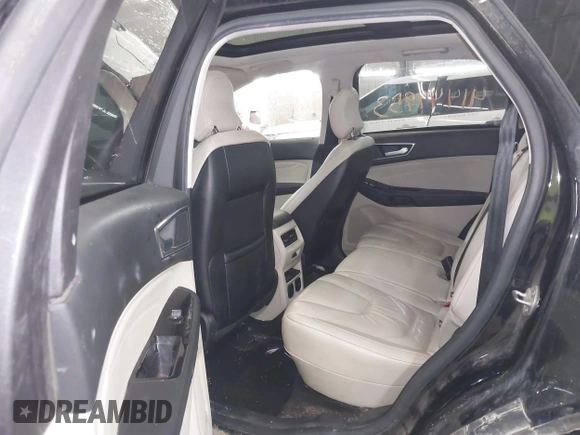 2016 Ford Edge Titanium with VIN 2FMPK4K81GBC52511, listed as a IAAI auction lot 41449953 with 370,101 mi miles. Bid and sale history available at carsss.com. Image 8.