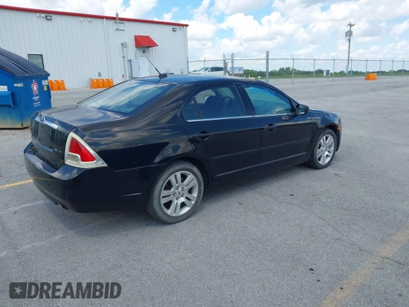 2007 Ford Fusion SEL with VIN 3FAHP08177R275294, listed as a IAAI auction lot 39447301 with 211,258 mi miles. Bid and sale history available at carsss.com. Image 4.