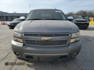 2007 Chevrolet Tahoe LTZ z VIN 1GNFK13097J279157, wystawiony jako Copart lot #48829195 z przebiegiem 281 617 mil mil oraz Czysty tytuł • Clean title. Historia ofert i sprzedaży dostępna na DreamBid. Obrazek 5.