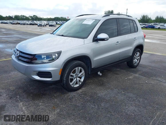 2016 Volkswagen Tiguan S z VIN WVGAV7AX5GW592721, wystawiony jako IAAI lot #42231177 z przebiegiem 64 967 mil mil oraz . Historia ofert i sprzedaży dostępna na DreamBid. Obrazek 2.