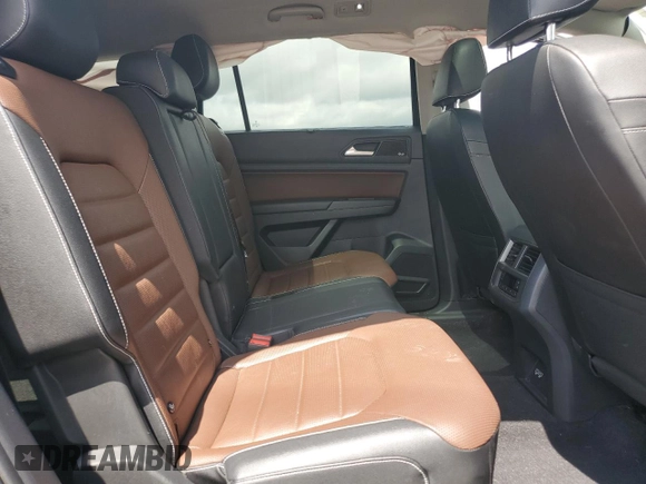 2021 Volkswagen Atlas SEL Premium R-Line with VIN 1V2FR2CA1MC500123, listed as a Copart auction lot 56912575 with 57,054 mi miles and Salvage title. Bid and sale history available at DreamBid. Image 10.