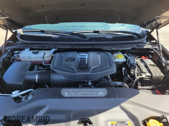 2024 Jeep Wagoneer Series III with VIN 1C4SJSDP8RS169144, listed as a IAAI auction lot 42025902 with 11,797 mi miles and . Bid and sale history available at DreamBid. Image 10.