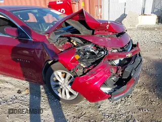 2018 Chevrolet Malibu LT with VIN 1G1ZD5ST8JF271542, listed as a IAAI auction lot 40976498 with 102,816 mi miles. Bid and sale history available at carsss.com. Image 17.