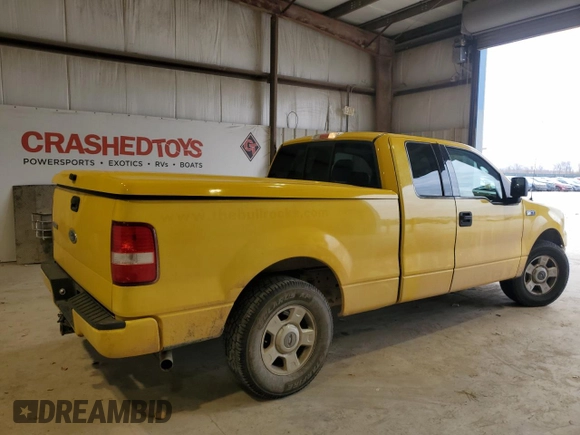 2004 Ford F-150 STX with VIN 1FTRX12W14KC22647, listed as a Copart auction lot 47804395 with 230,975 mi miles and Clean Title. Bid and sale history available at carsss.com. Image 3.