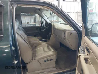 2005 Chevrolet Silverado 1500 Z71 with VIN 1GCEK19B15E272187, listed as a IAAI auction lot 42001487 with 313,138 mi miles and . Bid and sale history available at DreamBid. Image 5.