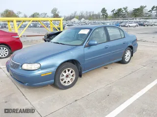 1999 Chevrolet Malibu LS with VIN 1G1NE52M6XY152101, listed as a IAAI auction lot 42088942 with 152,231 mi miles. Bid and sale history available at carsss.com. Image 2.