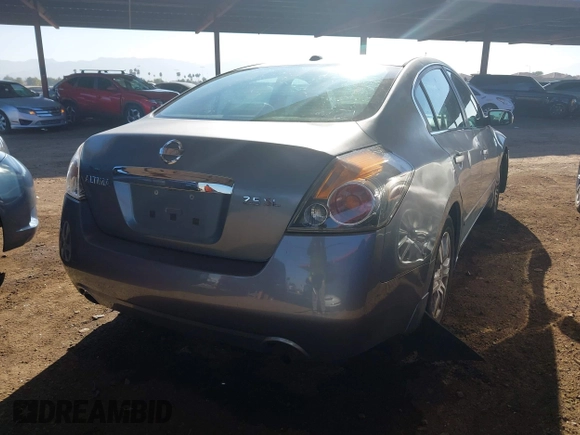 2010 Nissan Altima 2.5 SL with VIN 1N4AL2AP4AN476362, listed as a IAAI auction lot 41215889 with 165,005 mi miles. Bid and sale history available at carsss.com. Image 4.