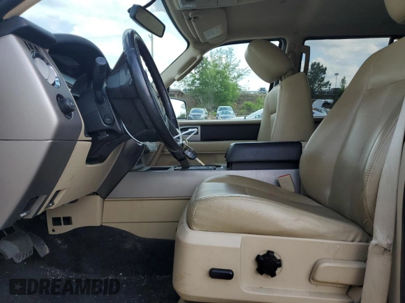 2015 Ford Expedition XLT с VIN 1FMJU1HT0FEF28903, выставлен на аукционе Copart как лот 56361275 с пробегом 119 971 миль миль и Списание • Salvage title. История ставок и продаж доступна на DreamBid. Изображение 7.