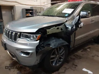 2018 Jeep Grand Cherokee Limited с VIN 1C4RJFBGXJC388792, выставлен на аукционе IAAI как лот 42263206 с пробегом 101 922 миль миль и . История ставок и продаж доступна на DreamBid. Изображение 6.