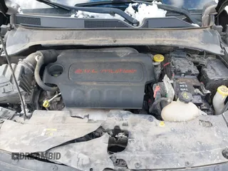 2017 Jeep Compass Latitude with VIN 3C4NJDBB6HT666092, listed as a IAAI auction lot 41199349 with 101,190 mi miles. Bid and sale history available at carsss.com. Image 10.