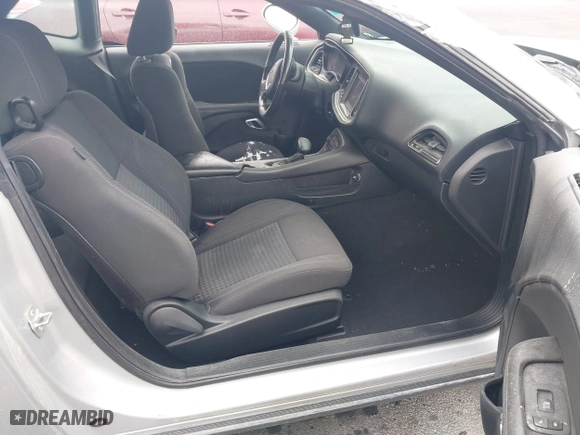 2019 Dodge Challenger SXT with VIN 2C3CDZGG3KH683582, listed as a IAAI auction lot 40073064 with 78,243 mi miles. Bid and sale history available at carsss.com. Image 5.