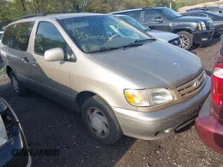 2002 Toyota Sienna LE z VIN 4T3ZF13C42U469088, wystawiony jako IAAI lot #42184081 z przebiegiem Nie podano mil oraz . Historia ofert i sprzedaży dostępna na DreamBid. Obrazek 1.