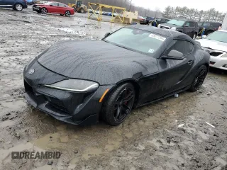 2021 Toyota GR Supra 3.0 with VIN WZ1DB0C07MW035825, listed as a Copart auction lot 85077294 with 25,157 mi miles and Salvage Title. Bid and sale history available at carsss.com. Image 1.