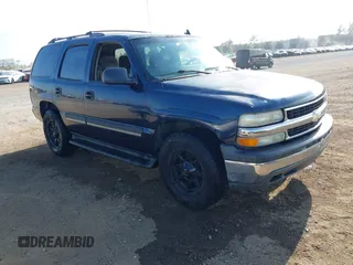 2006 Chevrolet Tahoe LS z VIN 1GNEC13V36R133552, wystawiony jako IAAI lot #42692012 z przebiegiem 382 242 mil mil oraz . Historia ofert i sprzedaży dostępna na DreamBid. Obrazek 1.